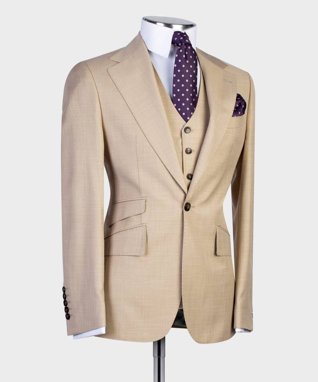 Men's 3 Piece Beige/Cream Classic Suit – SevendayShopping