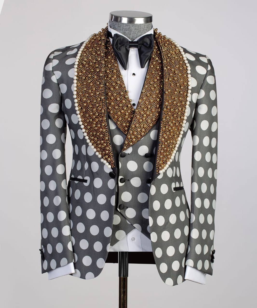 Men's 3 Piece Tuxedo Stone Detailed Collar