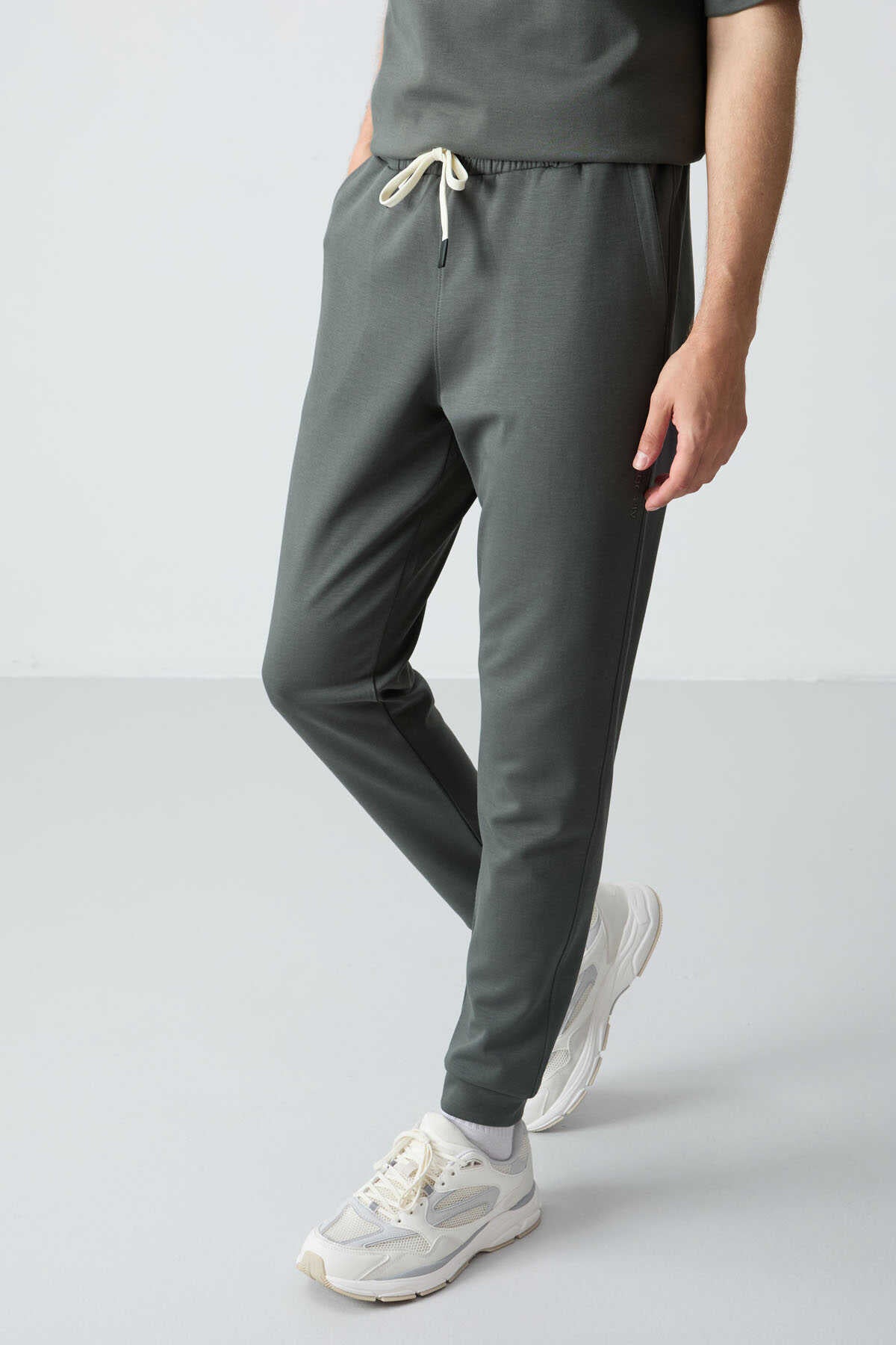 Men's-Green-Short Sleeve-Tracksuit Set