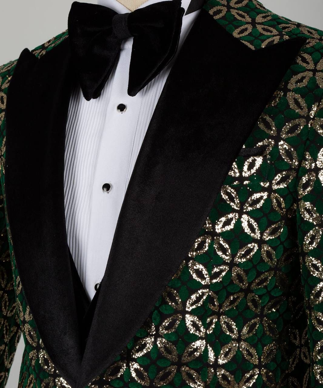 Men's 3 Piece Velvet Shiny Tuxedo
